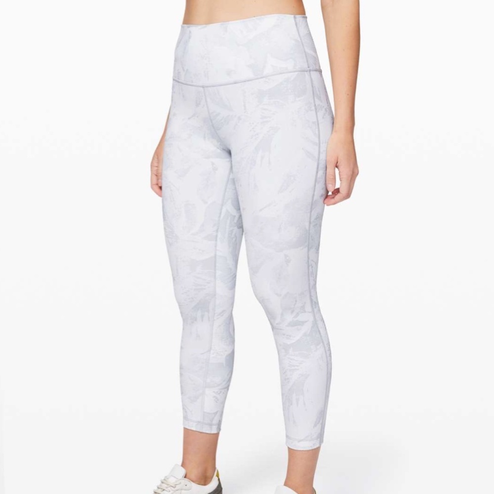Lululemon Wunder Under High-Rise Tight 23" *Full-On Luxtreme Women's Size 2
